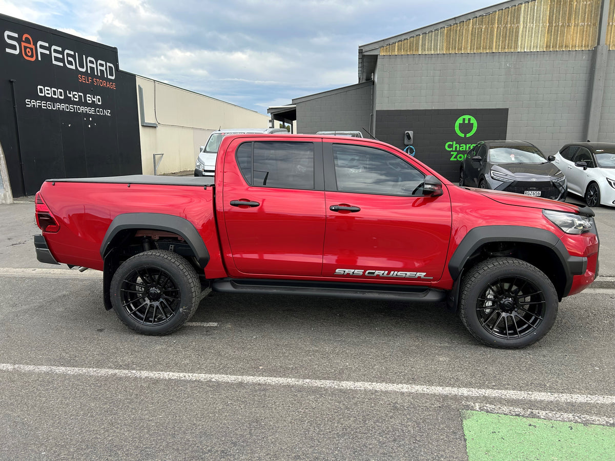Toyota Hilux SR5 Cruiser (2025) on BGW Shadow