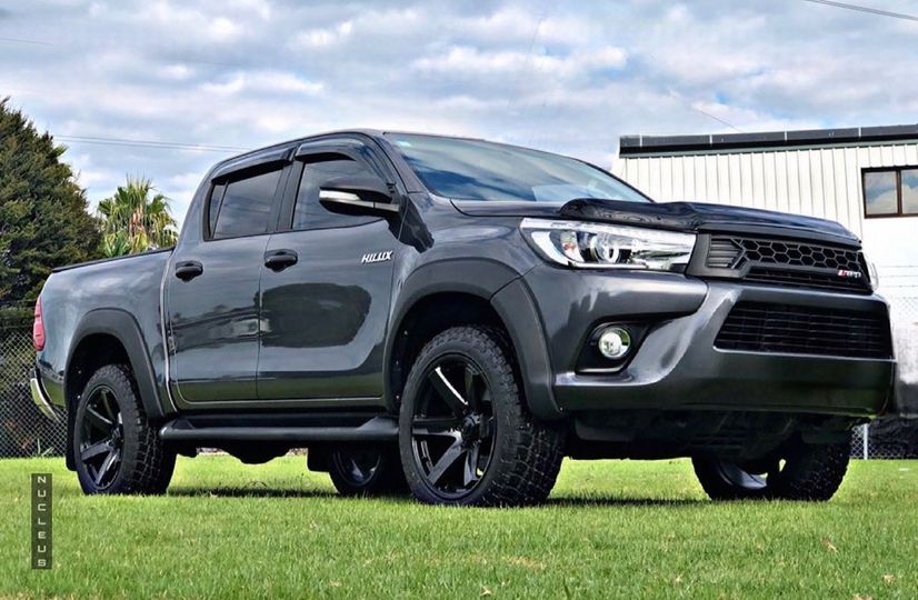 Toyota Hilux on BGW Beast