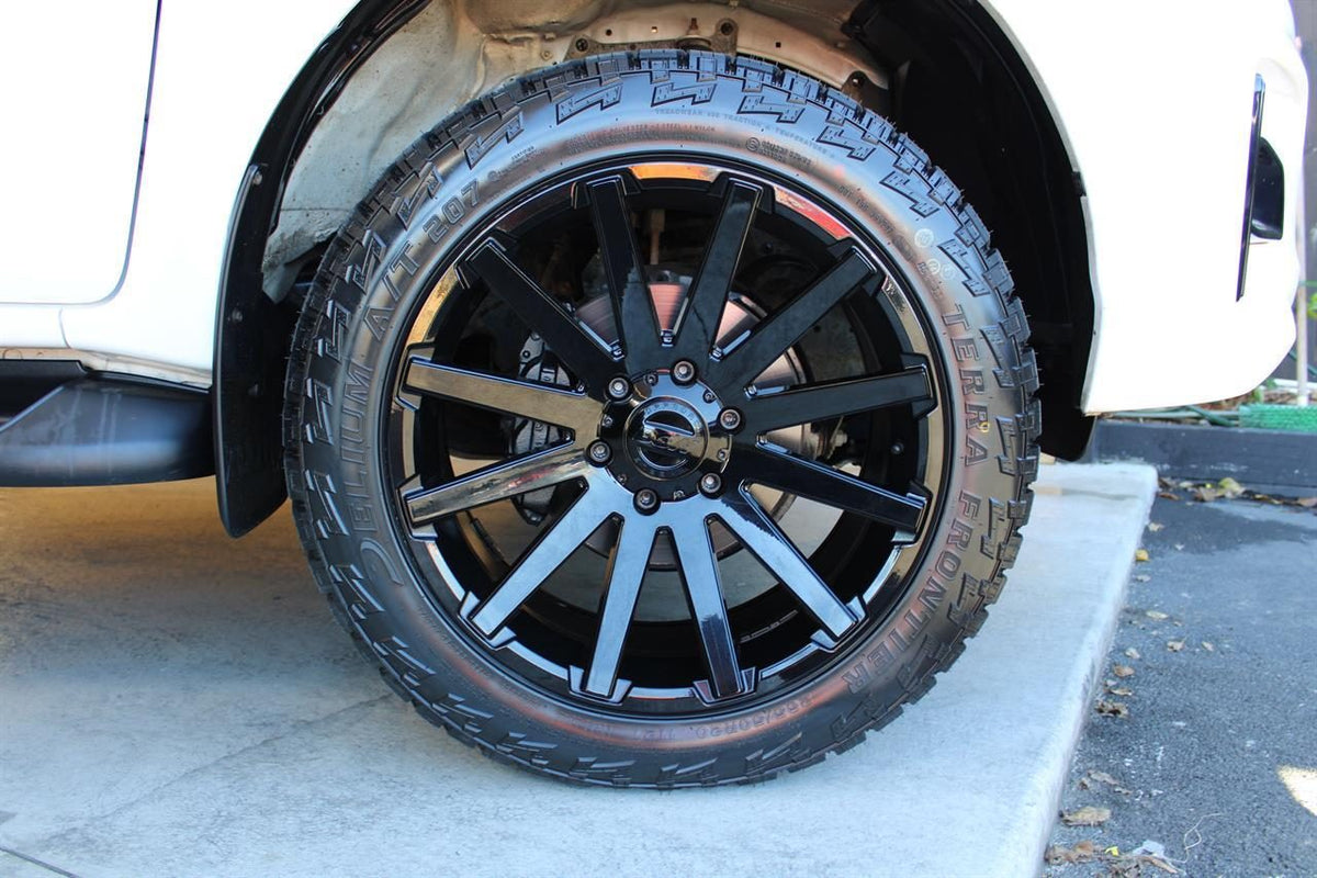Toyota Hilux on BGW Cruze