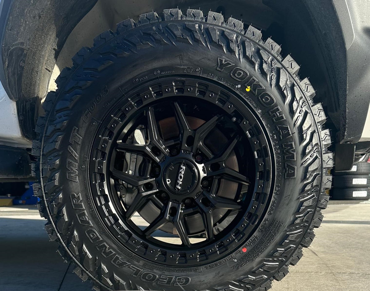 Toyota Hilux (2023) on ROH Axe