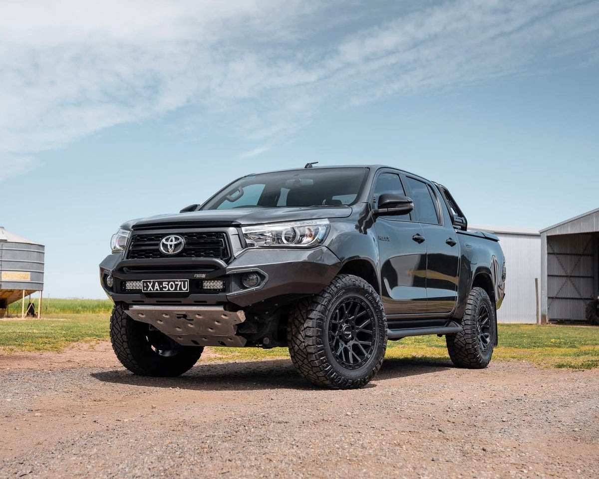 Toyota Hilux on ROH Crawler