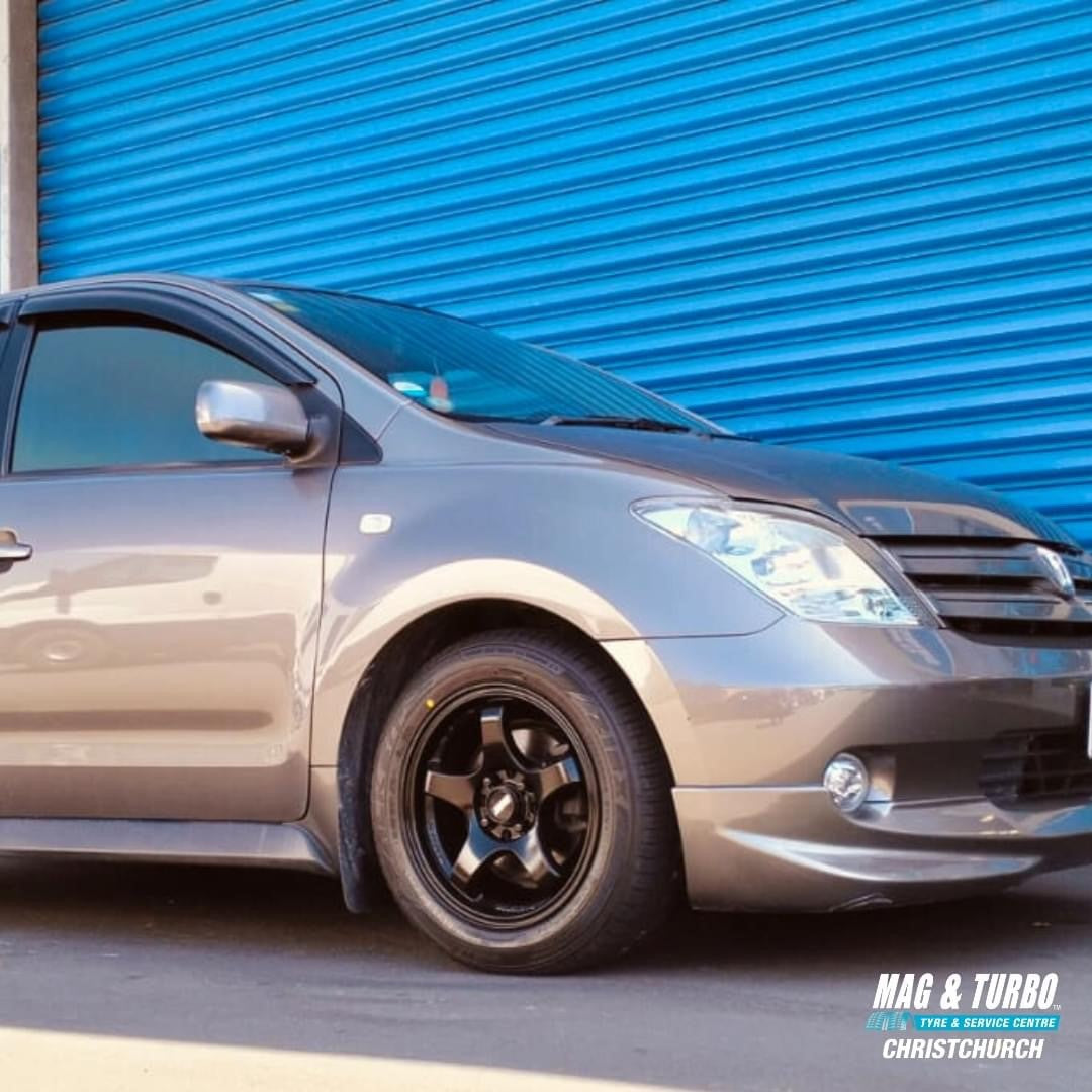 Toyotas Ist on BGW Fury