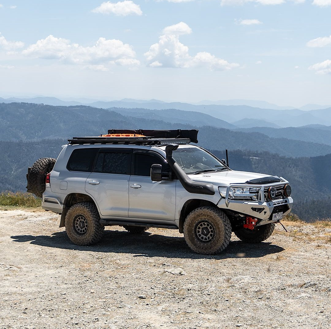Toyota Land Cruiser 200 Series on ROH Assault
