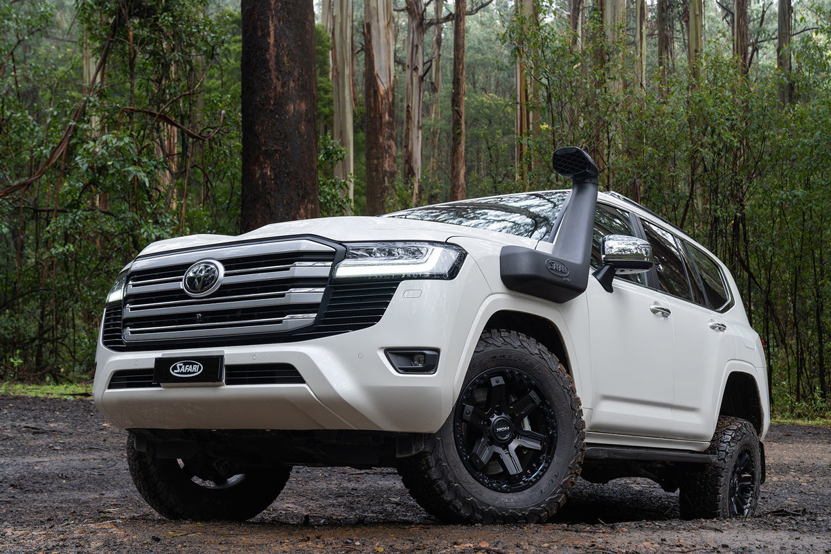 Toyota Land Cruiser 300 Series on ROH Rock 6