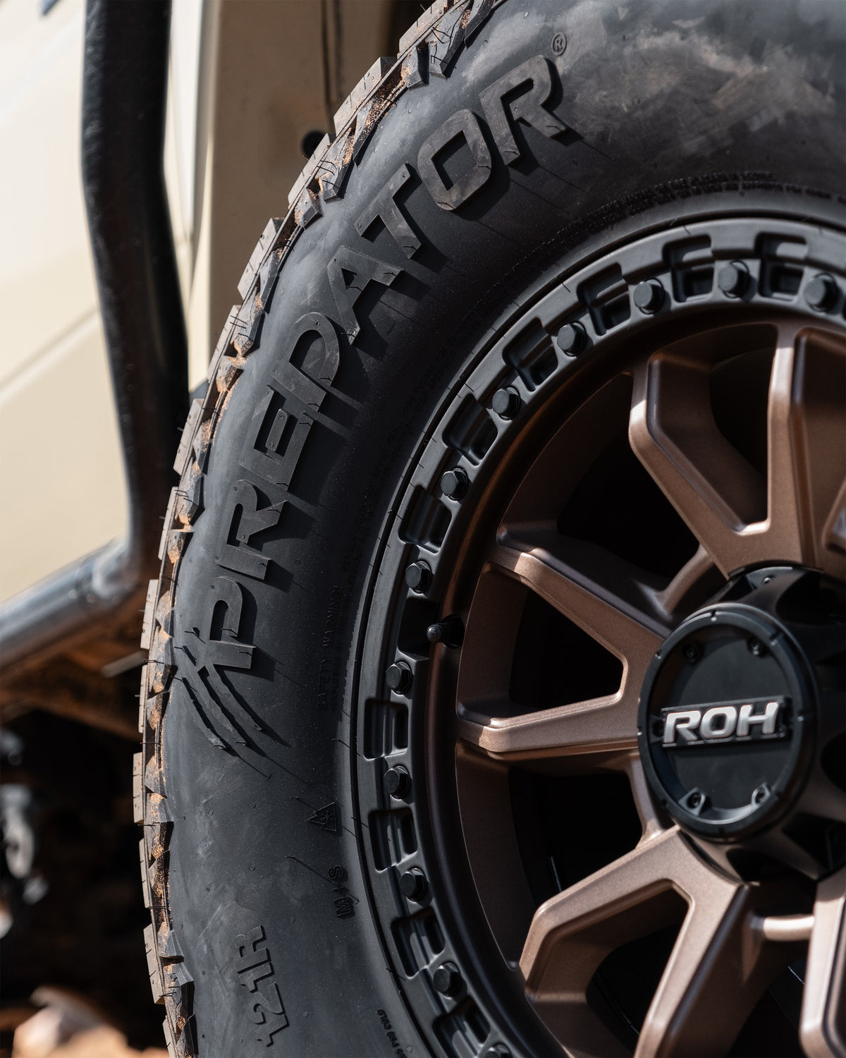 Toyota Land Cruiser 76 Series on ROH Raid 5
