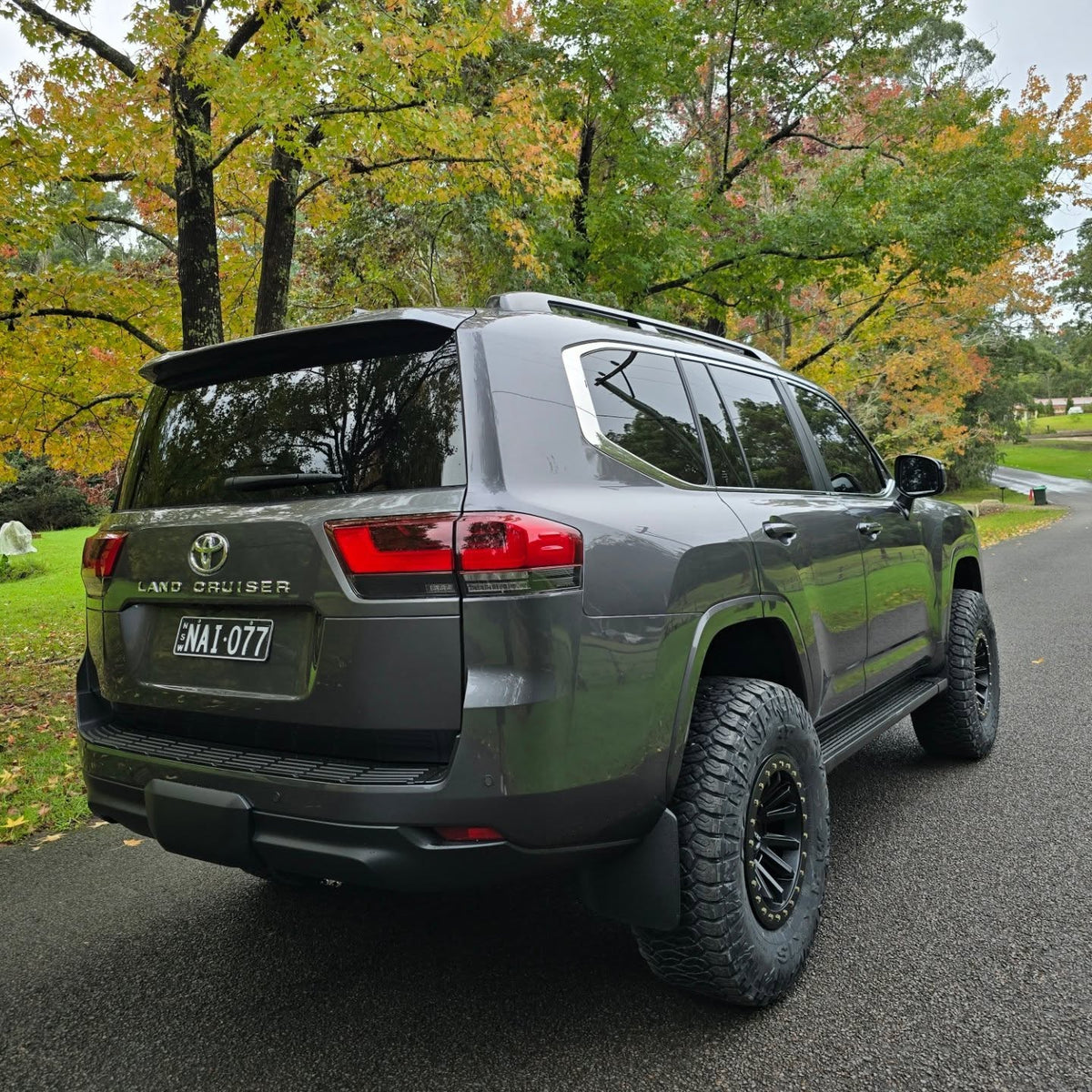 Toyota Land Cruiser 300 Series (2025) on ROH Zullo