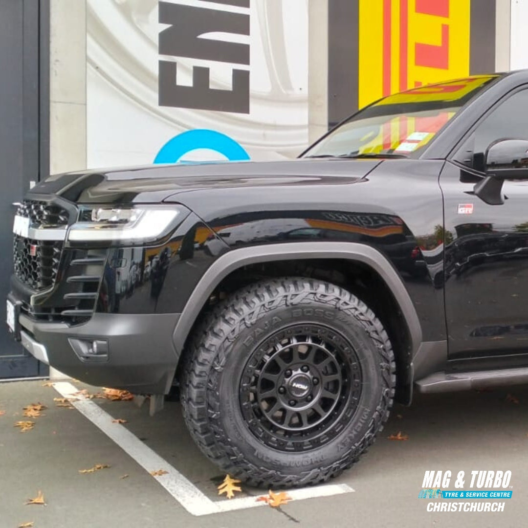 Toyota Land Cruiser 300 Series GR (2025) on ROH Assault
