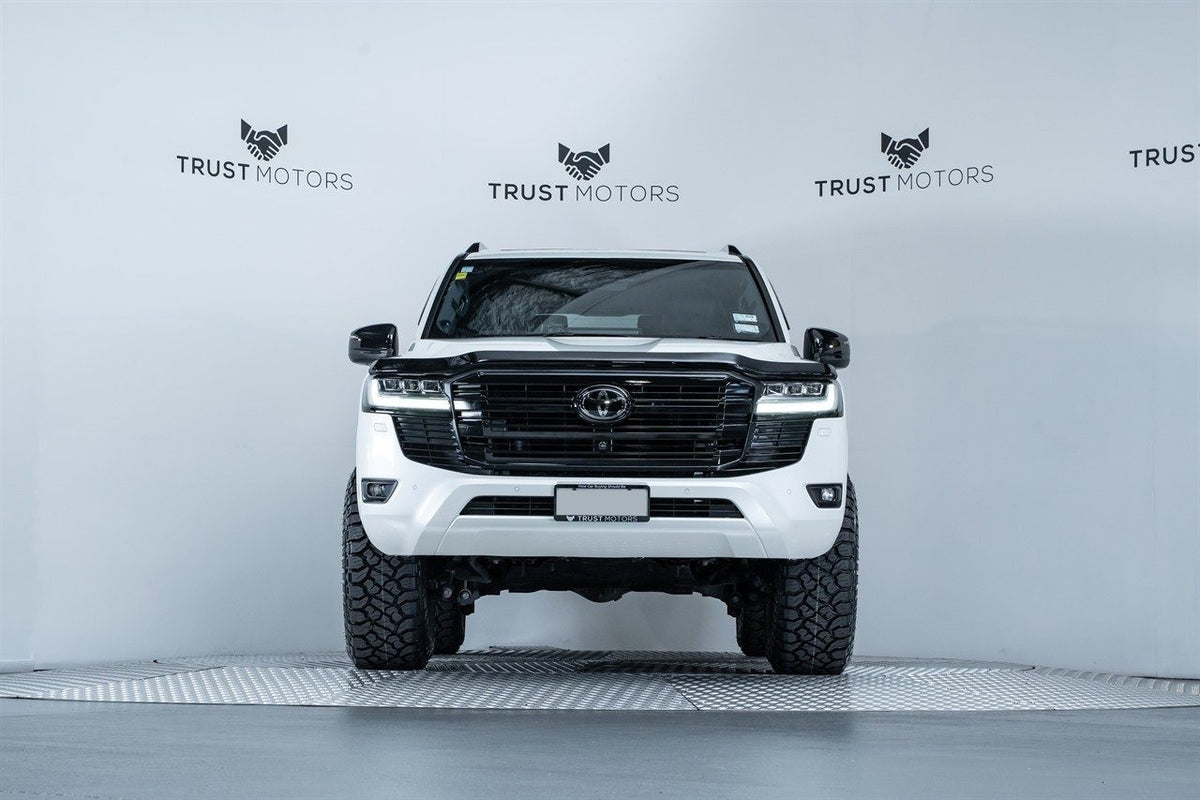 Toyota Land Cruiser 300 series (2022) on ROH Crawler