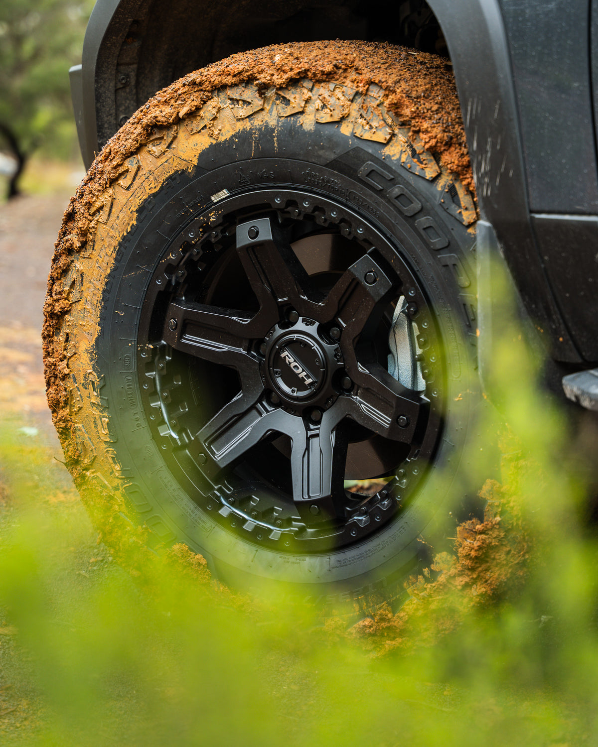 Toyota Land Cruiser Prado (2025) on ROH Rock 6