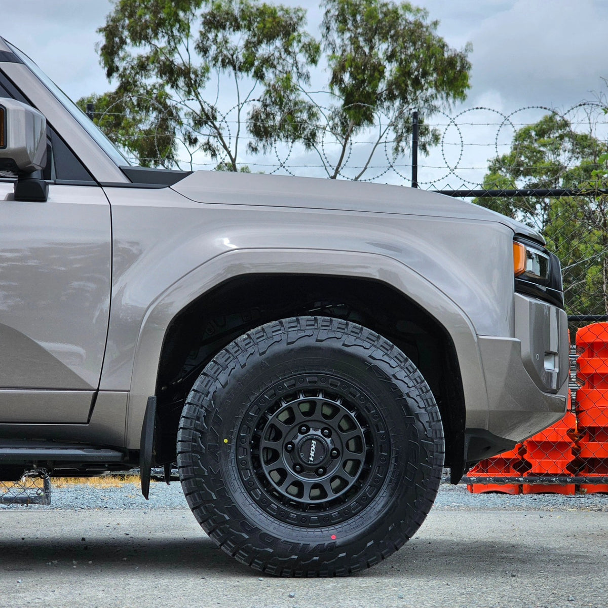 Toyota Land Cruiser Prado (2025) on ROH Assault