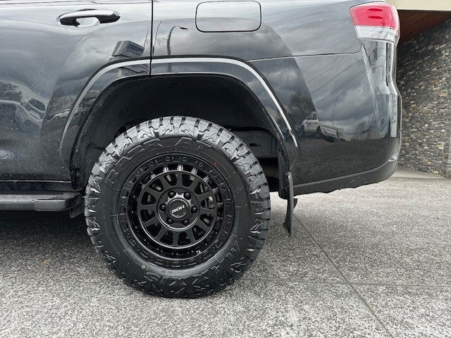 Toyota Land Cruiser 300 Series (2023) on ROH ASSAULT