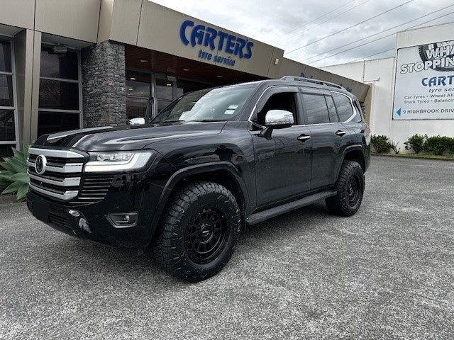 Toyota Land Cruiser 300 Series (2023) on ROH ASSAULT