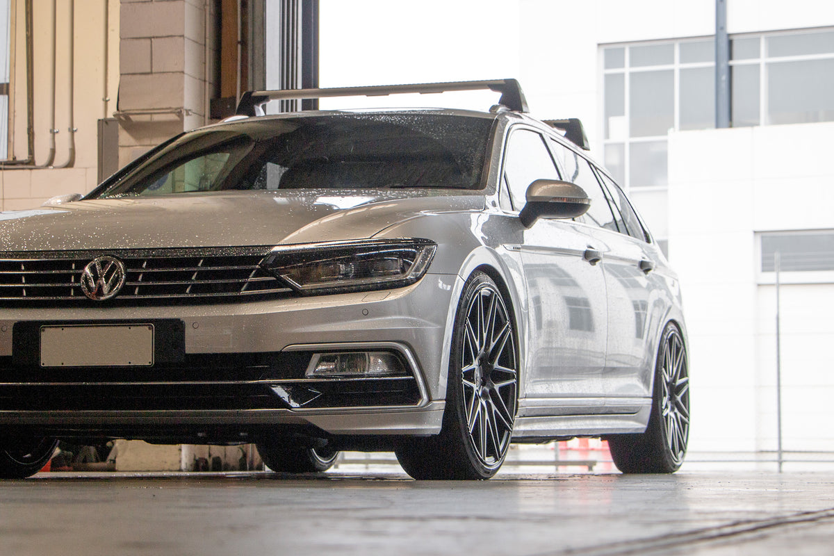 VW Passat (2016) on Covert CV8