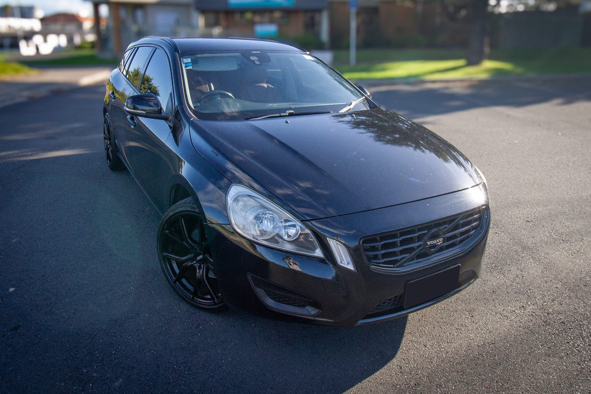 Volvo V60 (2013) on BGW Compton