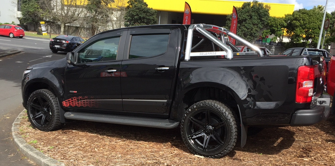 Holden Colorado on BGW Tempest & AMP A/T