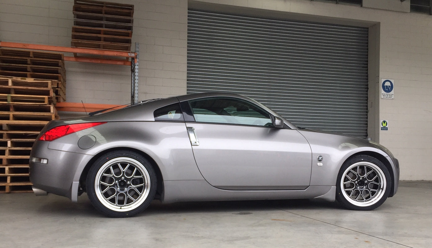 Nissan 350Z on BGW DC Mesh