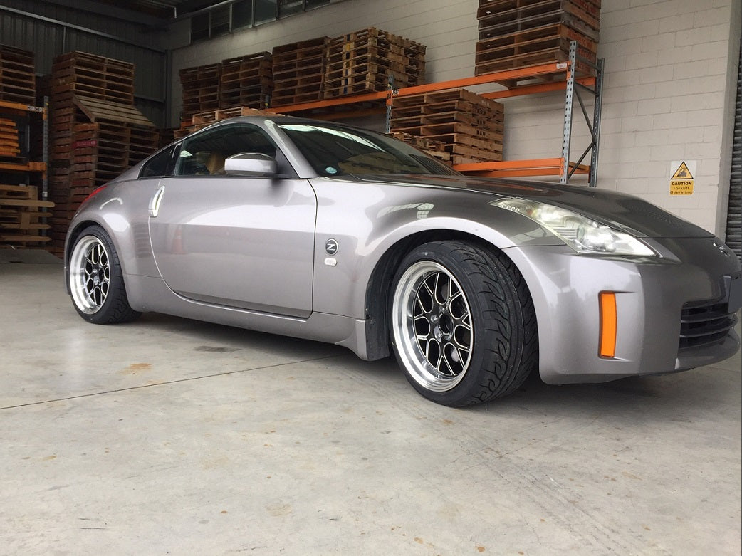 Nissan 350Z on BGW DC Mesh