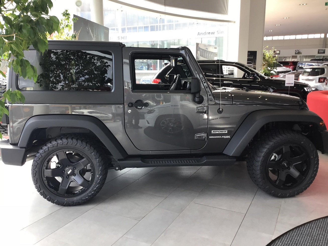 Jeep Wrangler on BGW Vice with 285-50R20 AMP AT