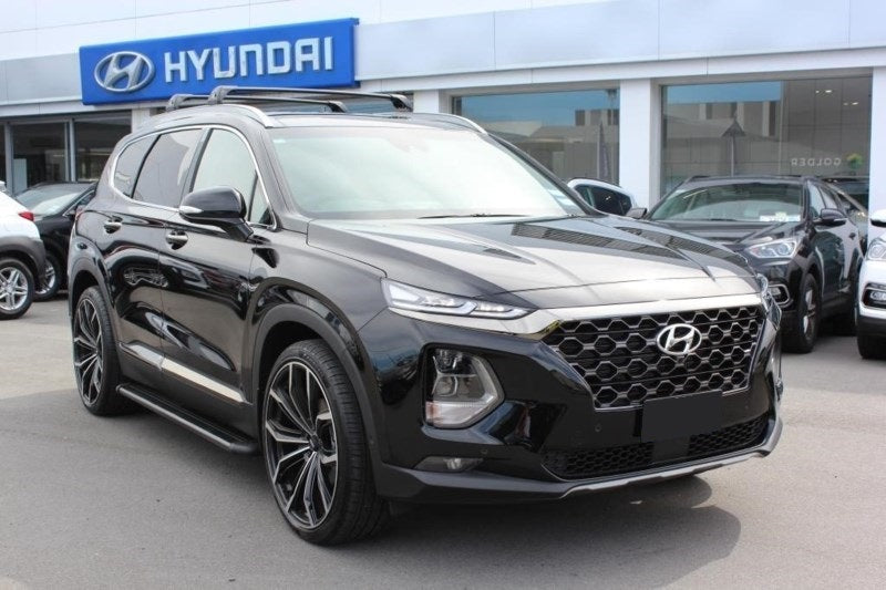 Hyundai Santa Fe on BGW Black Widow