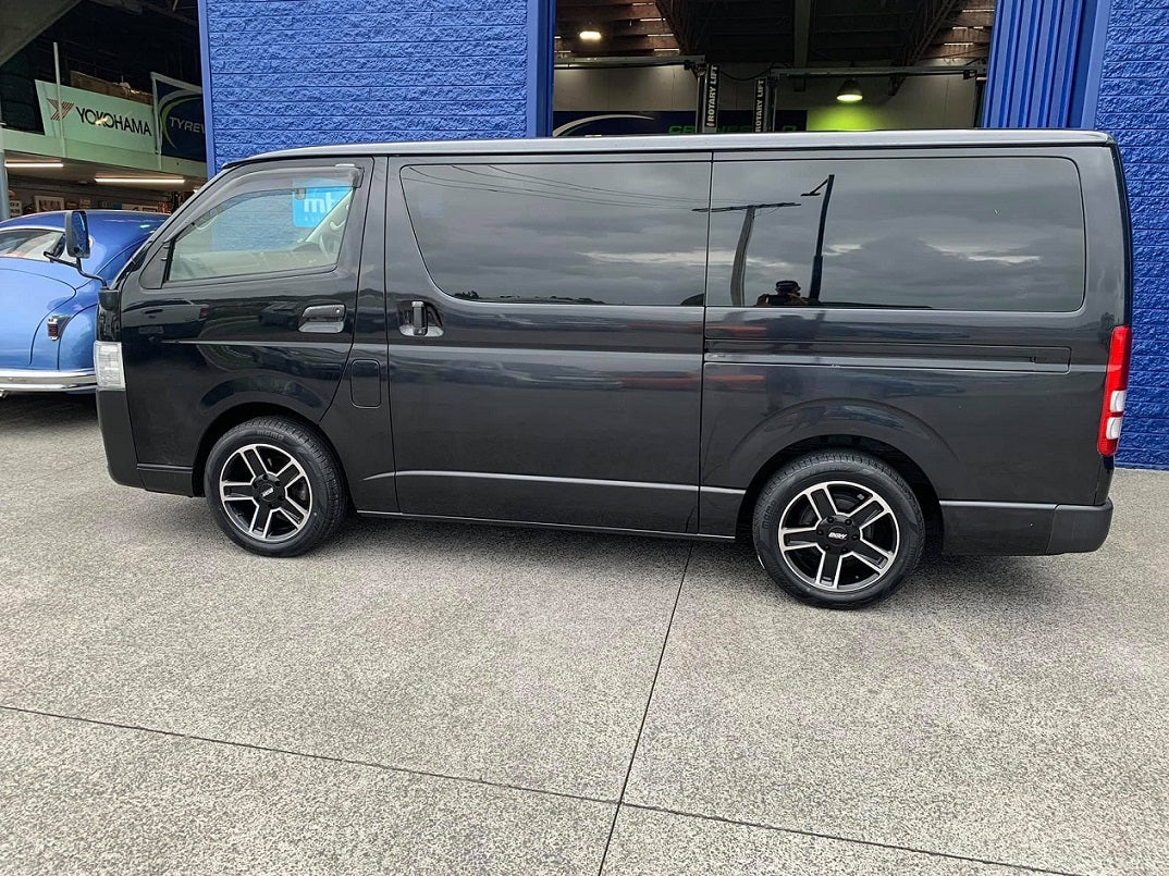Toyota Hiace on BGW Trader