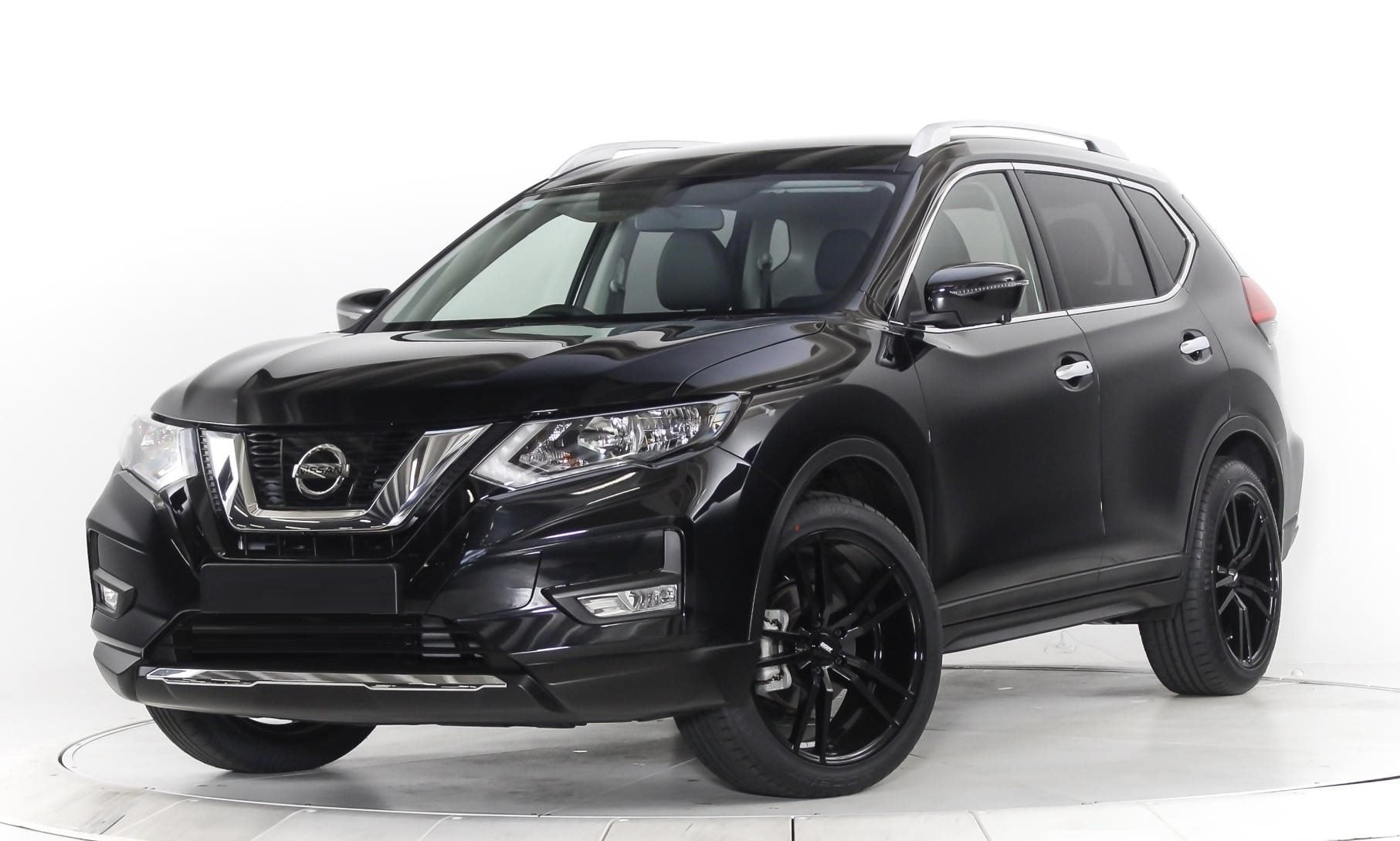 Nissan X-Trail on BGW Sussex