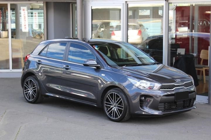 Kia Rio on BGW Maze
