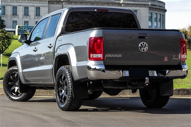 VW Amarok (2019) on BGW Motion