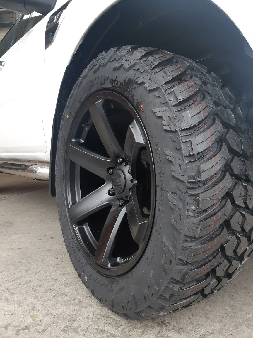 Ford Ranger (2015) on BGW Beast with AMP M/Ts