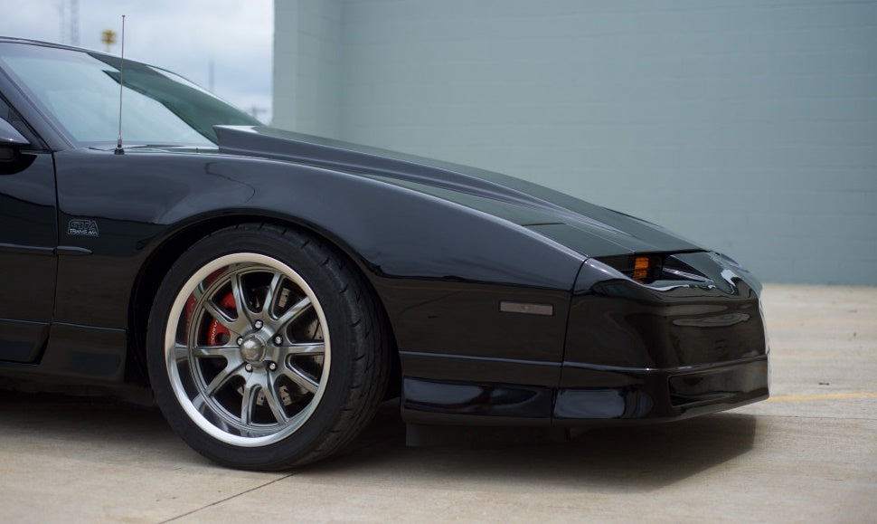 Pontiac Firebird (1987)on Ridler R650