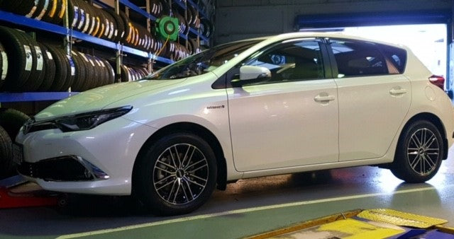 Toyota Corolla on BGW Maze