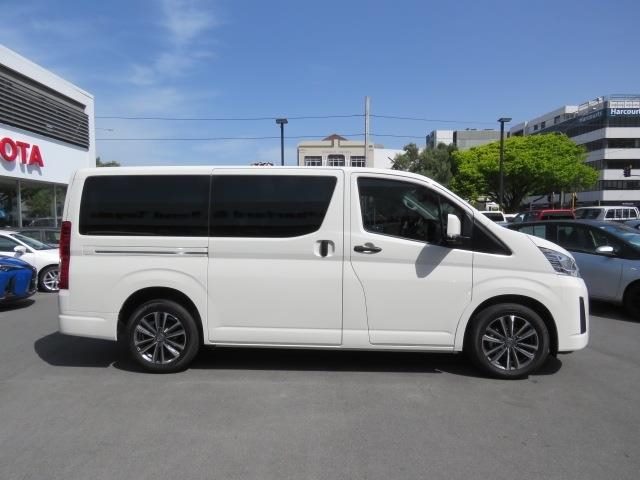 Toyota Hiace on MAK Safari 6