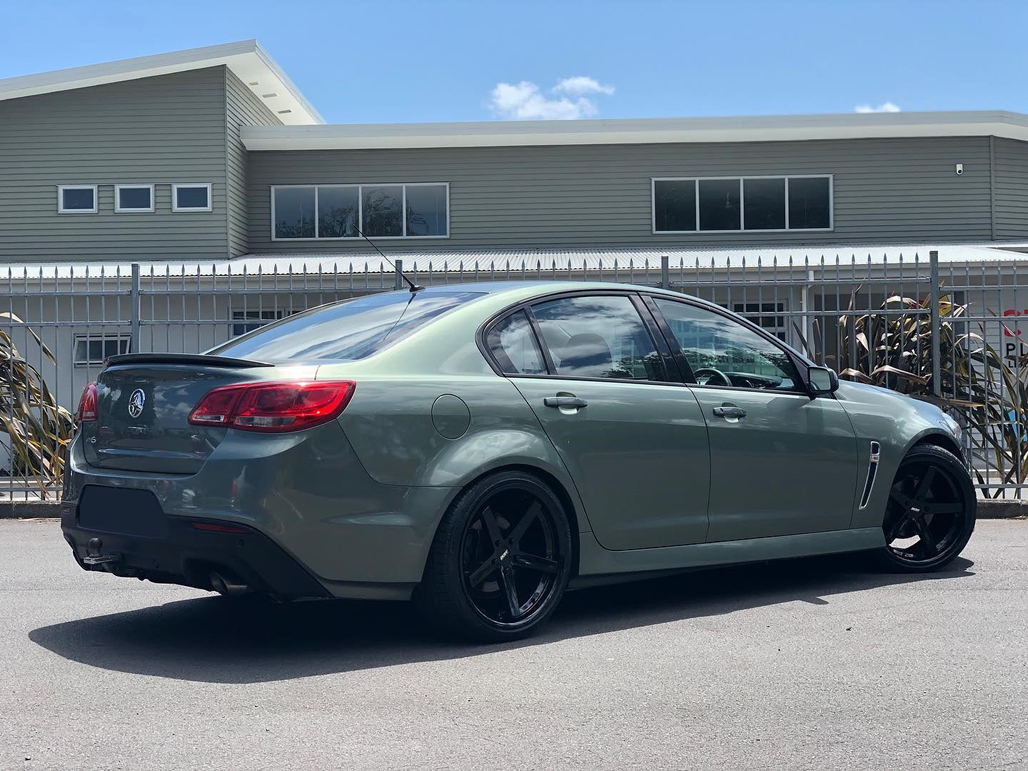 Holden Commodore VF on BGW Marlin