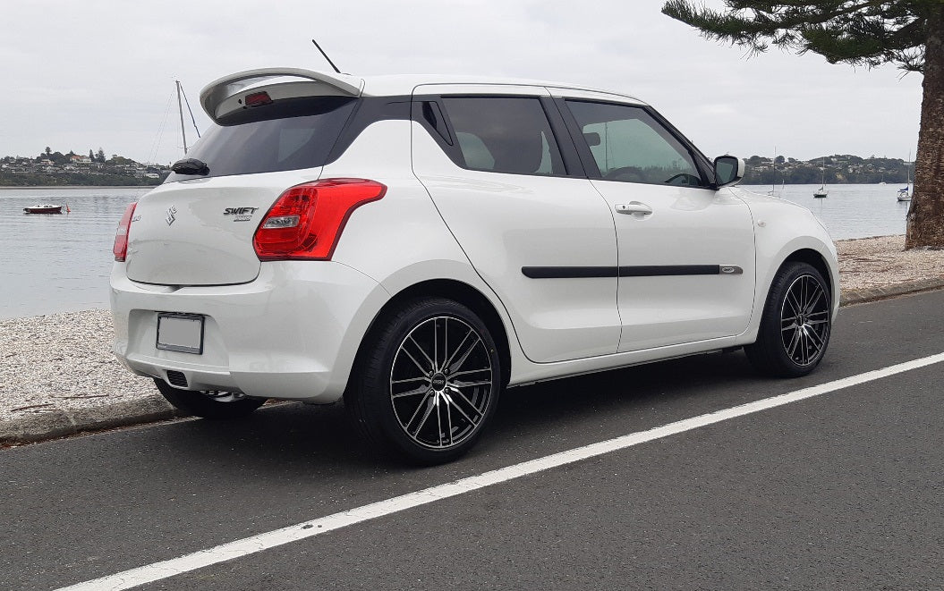 Suzuki Swift on BGW Maze