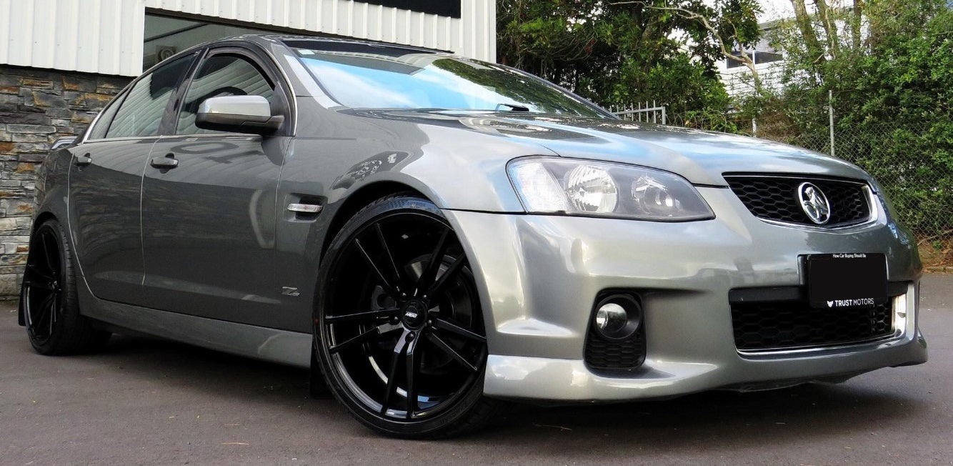 Holden Commodore VE on BGW Sussex