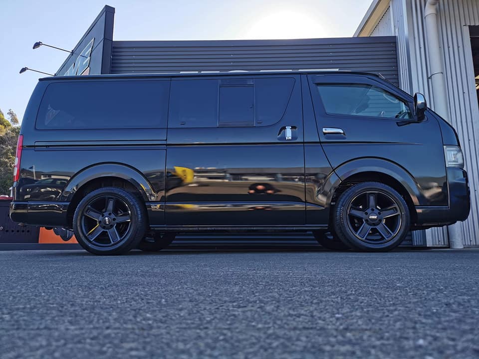 Toyota Hiace on BGW Trader