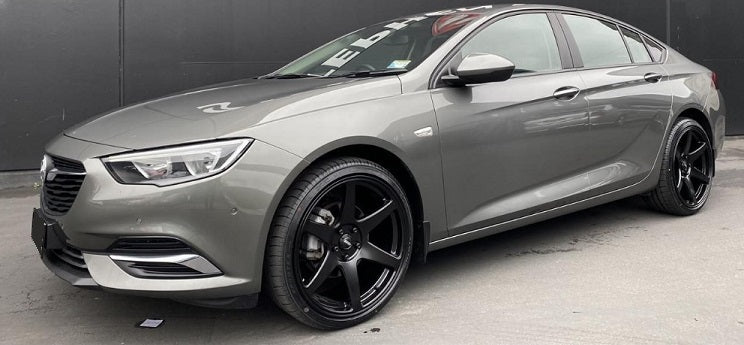 Holden Commodore ZB on BGW Cartel