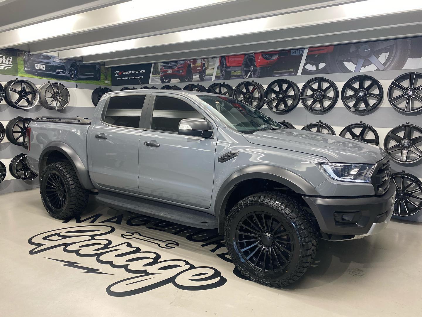 Ford Ranger Raptor on Covert RV1