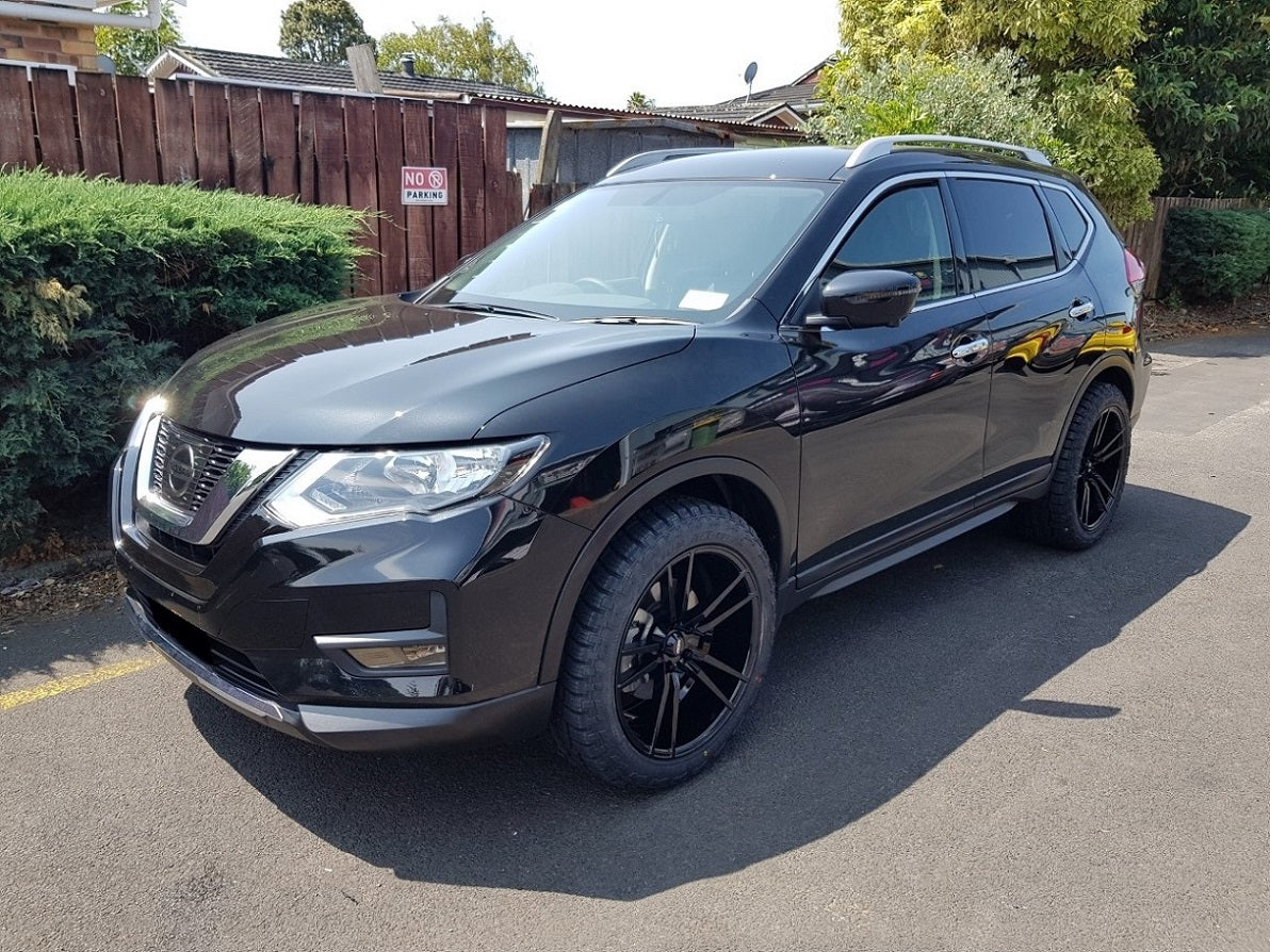 Nissan X-Trail on BGW Sussex