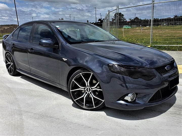 Ford Falcon FG XR6 on BGW Compton