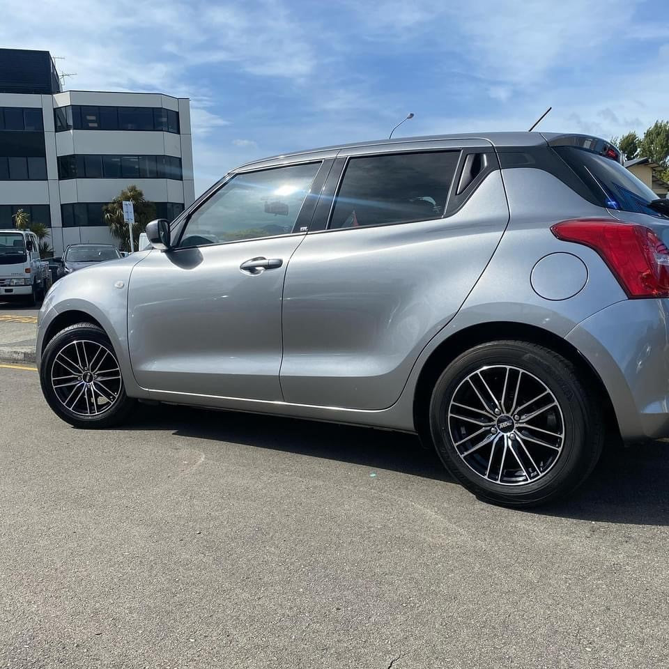 Suzuki Swift on BGW Maze