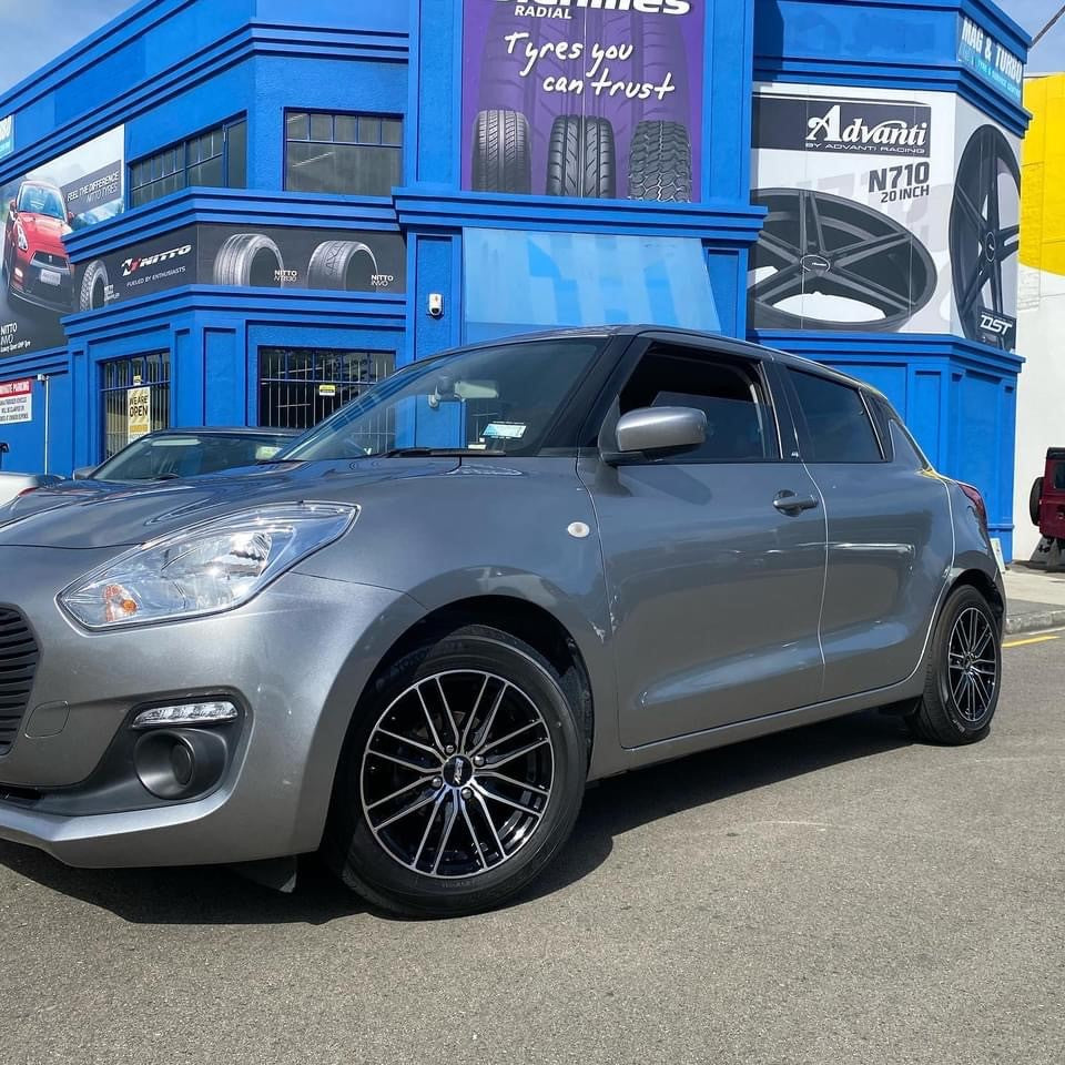 Suzuki Swift on BGW Maze