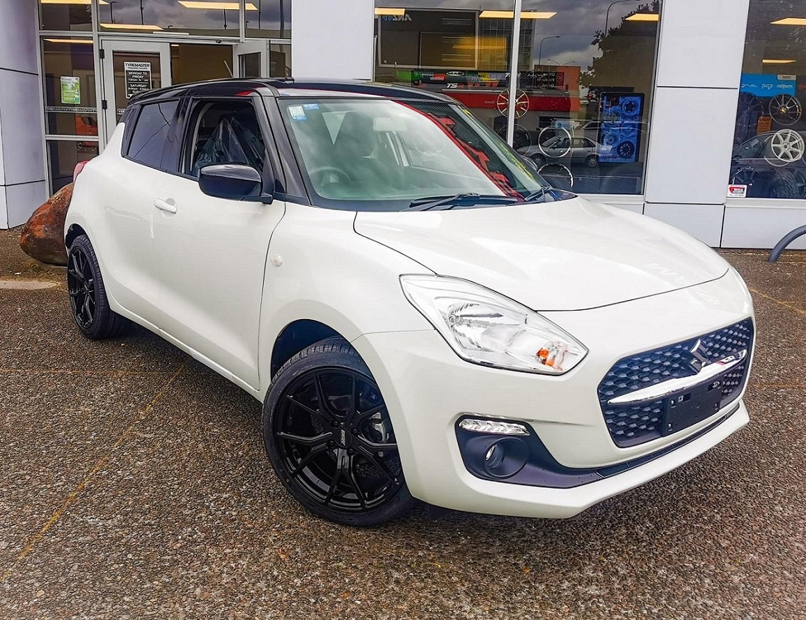 Suzuki Swift on BGW Compton