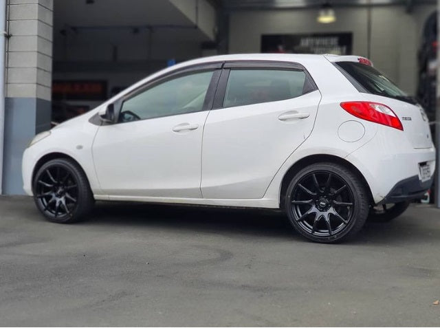 Mazda Demio on BGW Ratchet