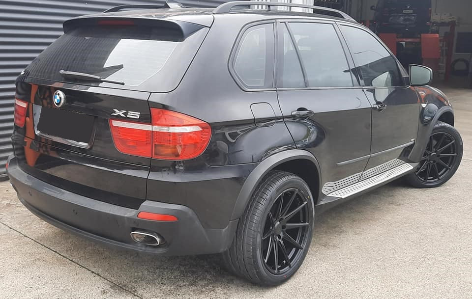 BMW X5 on Covert CV2