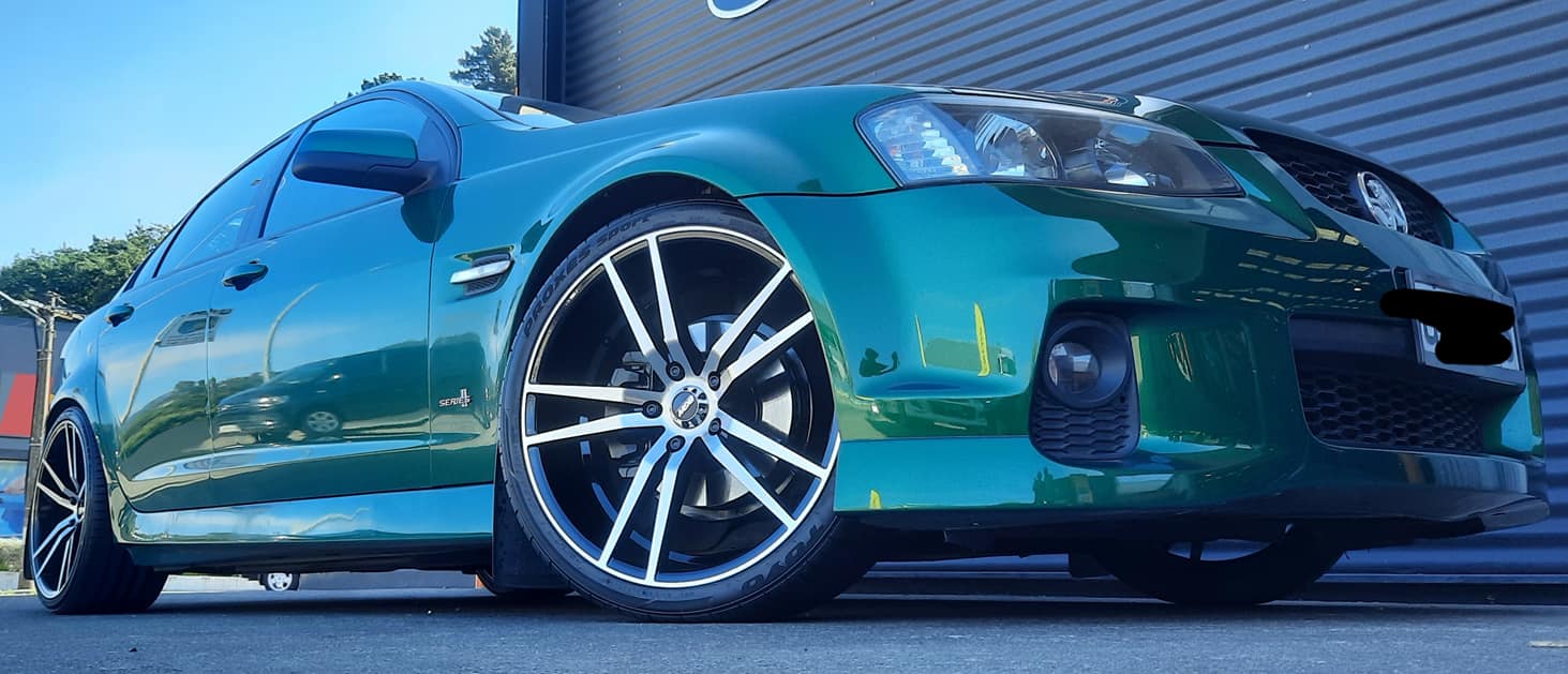 Holden Commodore VE on BGW Sussex