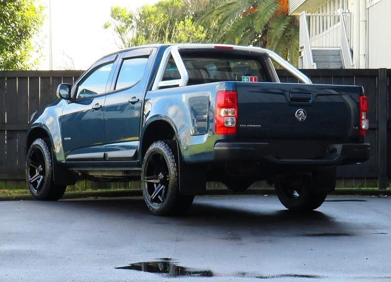 Holden Colorado on BGW Tempest