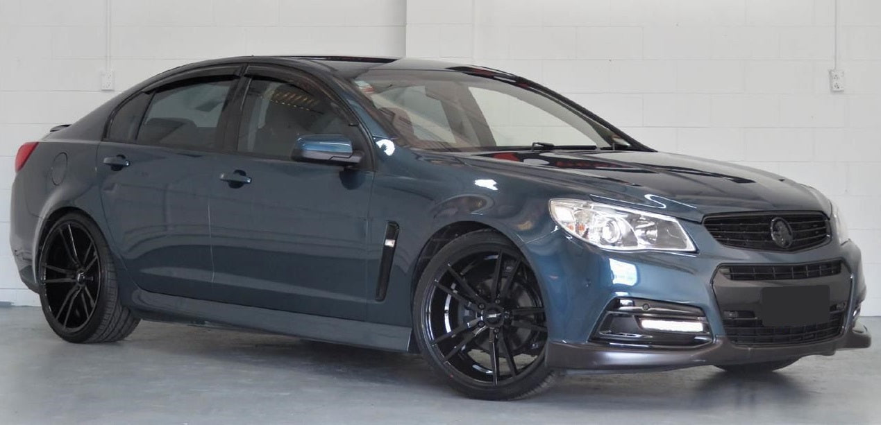 Holden Commodore VF on BGW Sussex