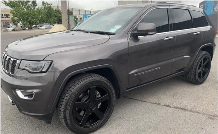 Jeep Grand Cherokee on BGW Boss