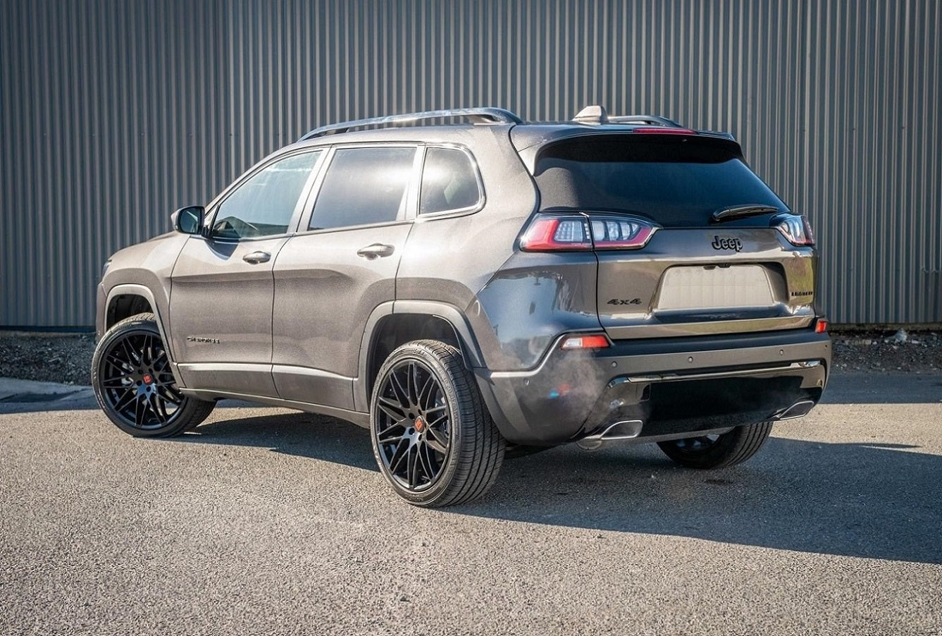 Jeep Cherokee (2021) on Touren TR75