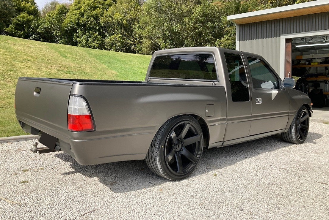 Holden Rodeo (1995)w/ Isuzu MU guards on BGW Beast